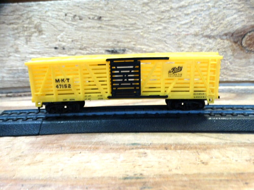 Mantua Tyco HO 41' M-K-T The Katy Sliding Door Railroad Livestock Car