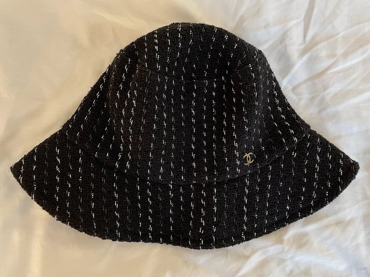 $1200 NEW CHANEL BUCKET HAT FOR JACKET COAT CC LOGO BLACK