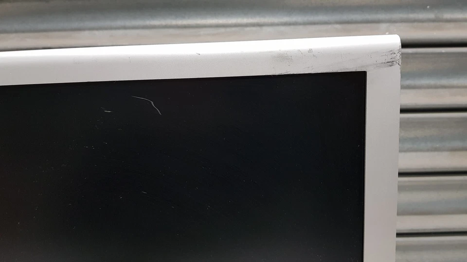 Apple a1082 23" Cinema HD Display (NO PSU!), Grade C - Image 3 of 4