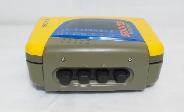 ジャンク品 Sony WM-FS191 Sports Walkman Vintage Walkman Sony Sports Yellow AM/FM Radio Cassette Player WM