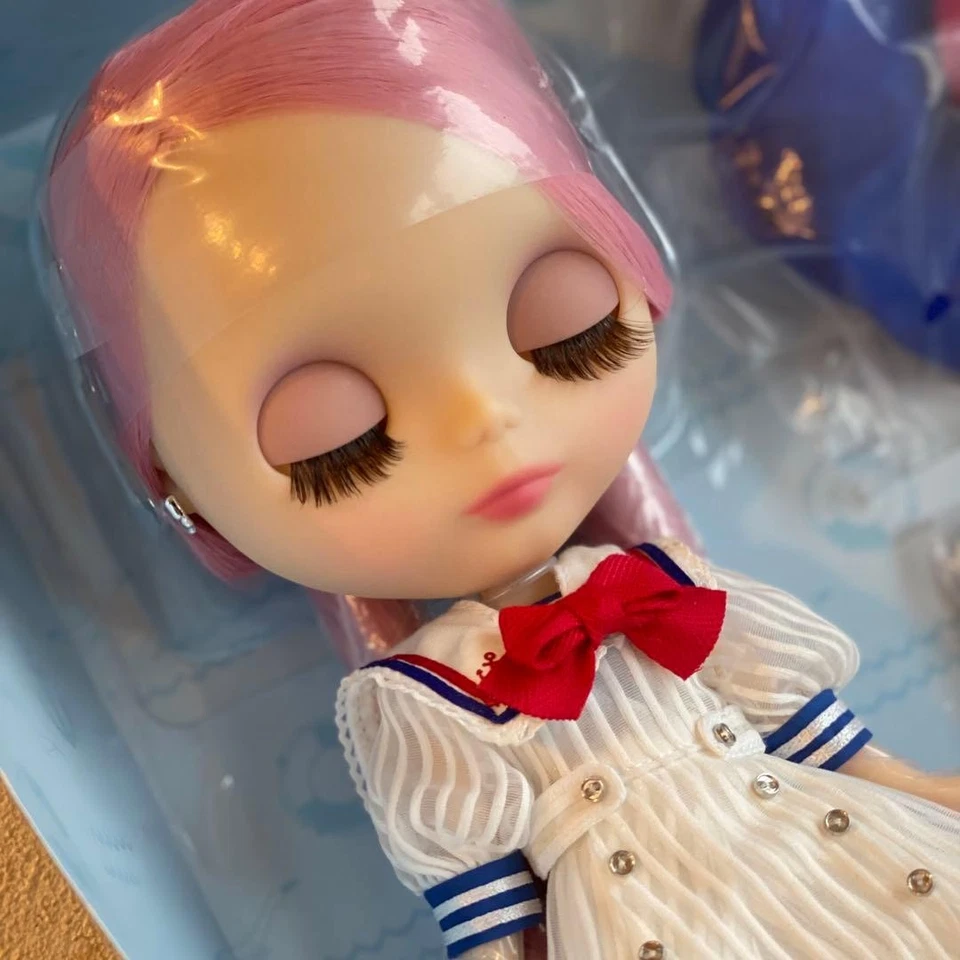 Boneca Blythe Sailing Dominic Neo Blythe CWC Limited 2025 Loja Exclusiva Japão - Imagem 3 de 4