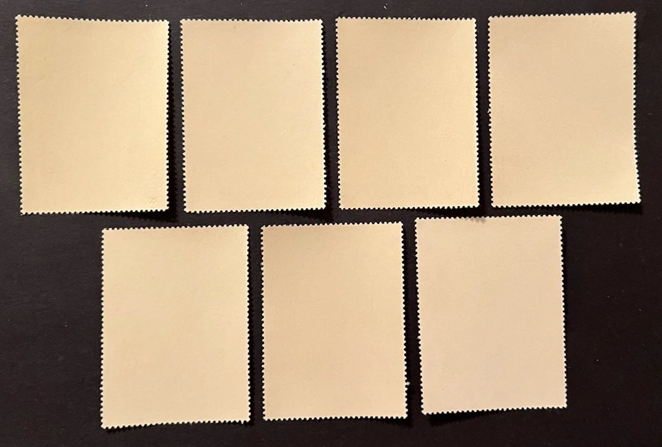 Sellos de viaje: estampillas de Guinea Ecuatorial de 1974 Scott #521-527 - Pascua como nuevas MNH OG Foto 3 de 4