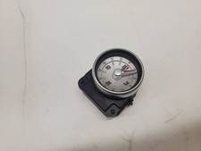Mercedes-Benz SL R231 2013 Uhr A2318270270 ATV127679 Mercedes-Benz SL R231 2013 Uhr A2318270270 ATV127679