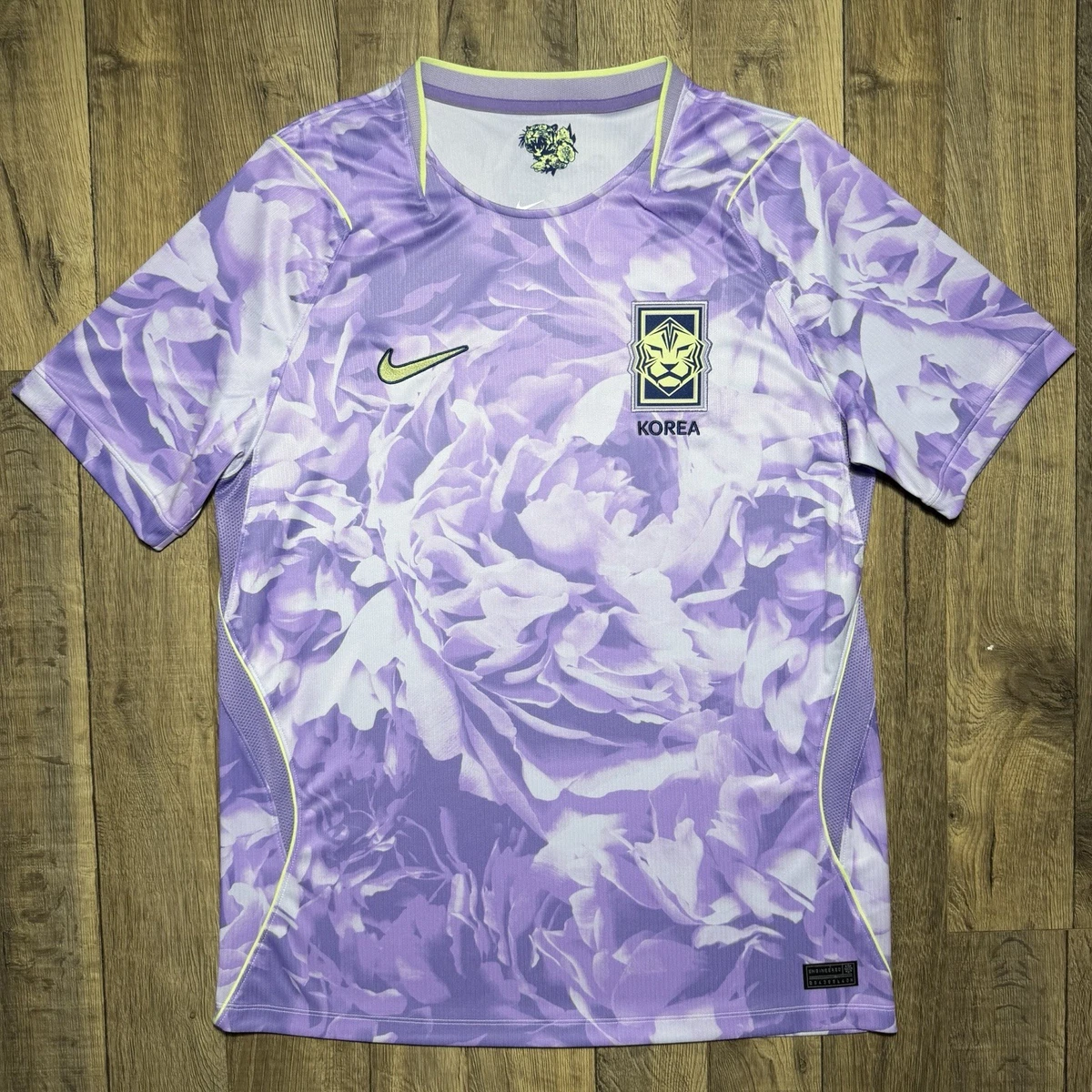 25+ South Korean Men National Team Soccer Fan Apparel & Souvenirs