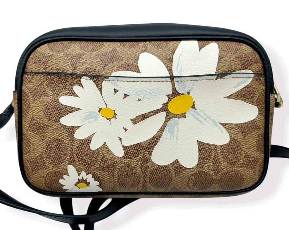 COACH Mini Jamie Camera Crossbody Bag Signature Daisy Floral Print CZ609 EUC - Image 4 of 4
