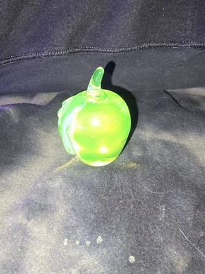 Rare Gibson 1999 Vaseline Apple Paperweight