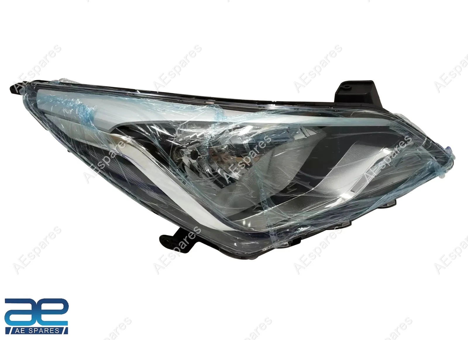 Headlight Head Lamp Assembly RH For Hyundai Verna Fluidic 2014-2017 921021V600