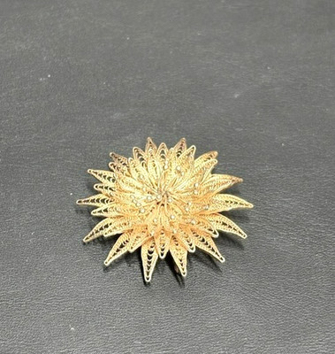 Excellent Quality 925 Sterling Silver Filigree Vermeil Flower Brooch