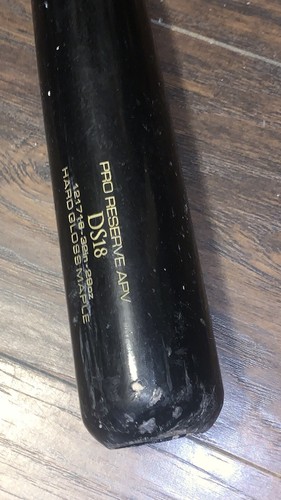 Victus Pro Reserve APV DS18 Hard Gloss Maple Wood Baseball Bat Black 32" Inches - Picture 2 of 9