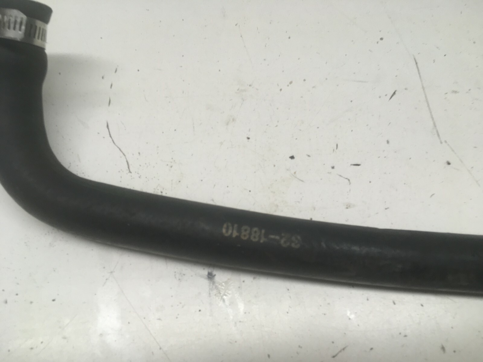 Y1 MERCRUISER V6 Water Hose 3218810 Housing to Manifold eBay