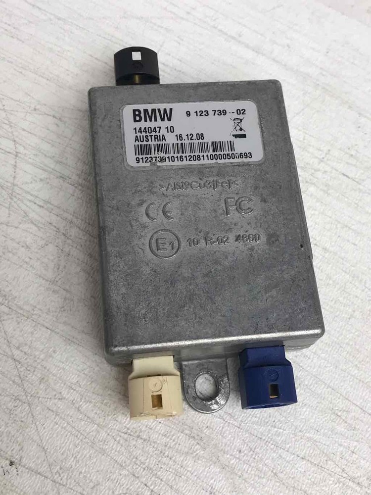Usb Hub Aux Audio Interface Control Module OE 9123739- Fits BMW 750LI 2002-2012