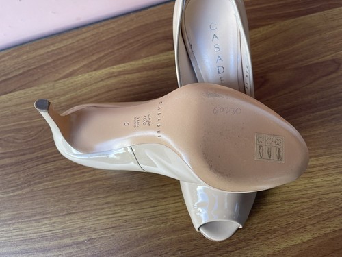 RARE NUOVE CASADEI décolleté beige in pelle verniciata US 5 EUR 35 punta aperta tacchi E3 - Foto 10 di 10
