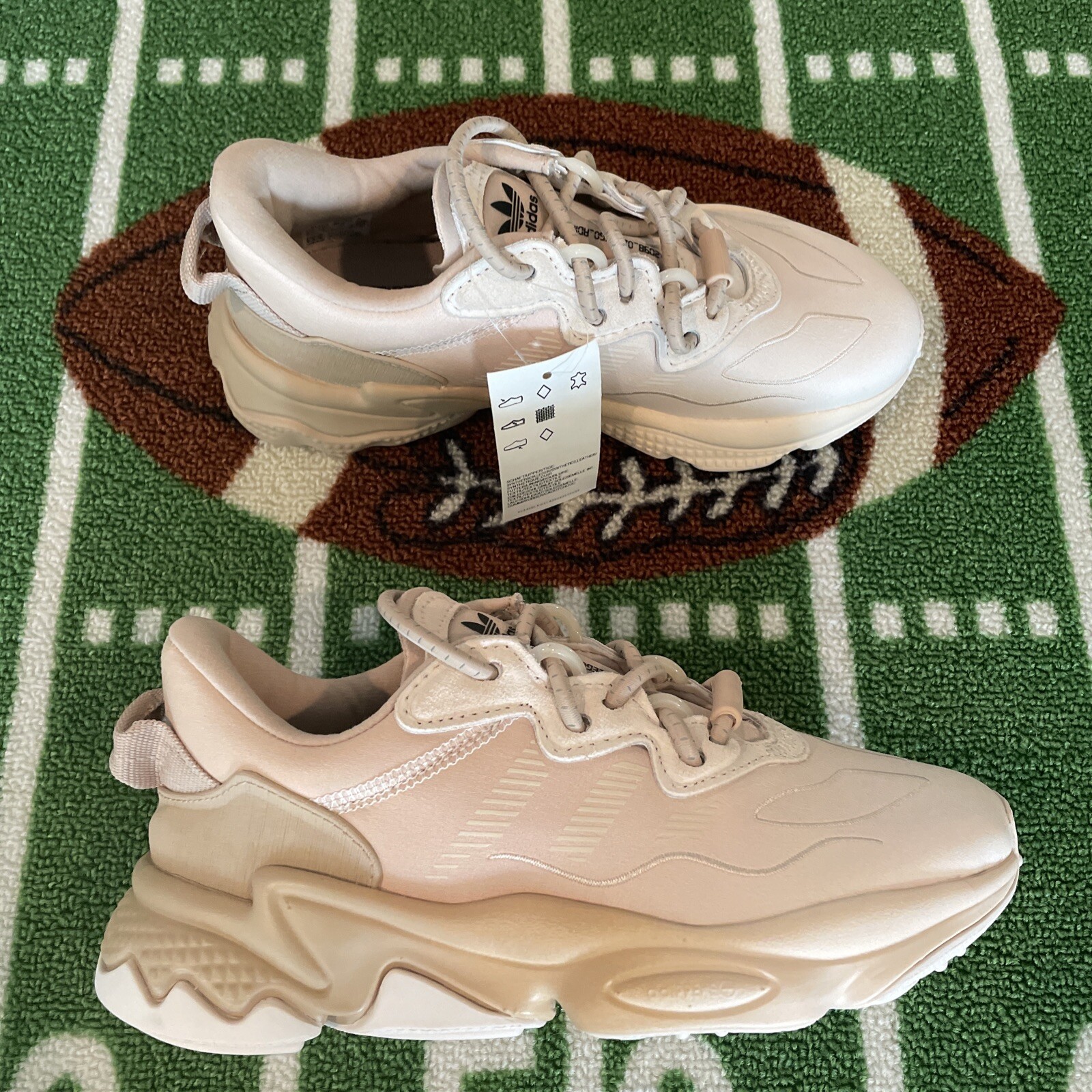 adidas ozweego halo