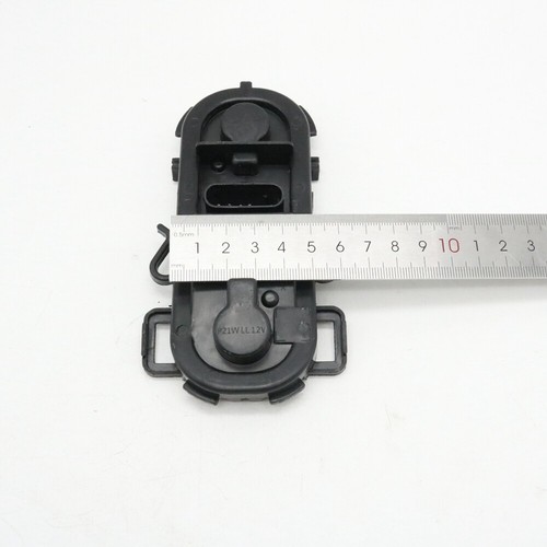 Rear Tail Light Socket Holder With Plug For BMW X1 F48 F49 sDrive18Li 2016-2019 - Picture 5 of 12