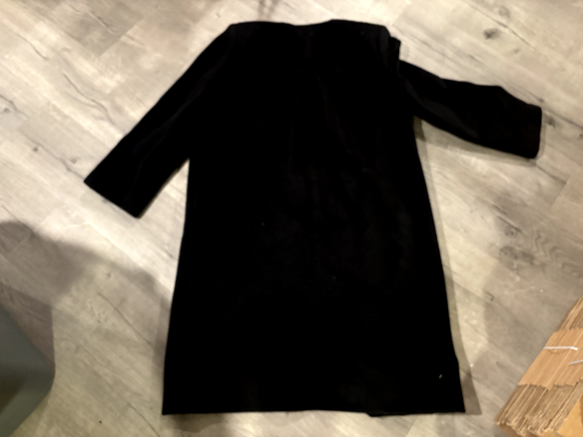 VINTAGE Valentino “Miss V” Black Wool Woman's Full Length VINTAGE Valentino “Miss V” Black Wool Woman's Full Length