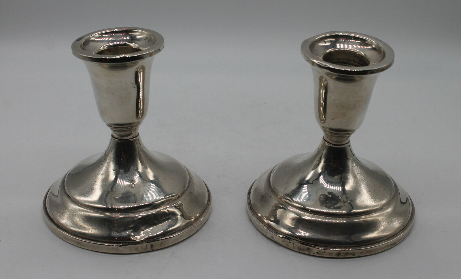Details zu  SR5178 Schlichte Kerzenhalter Antik Silber England, Set 2 Stück Hohe Popularität