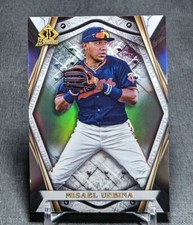 Misael Urbina Invicta Refractor 2022 Bowman Chrome Prospect Card #BI-15 Twins