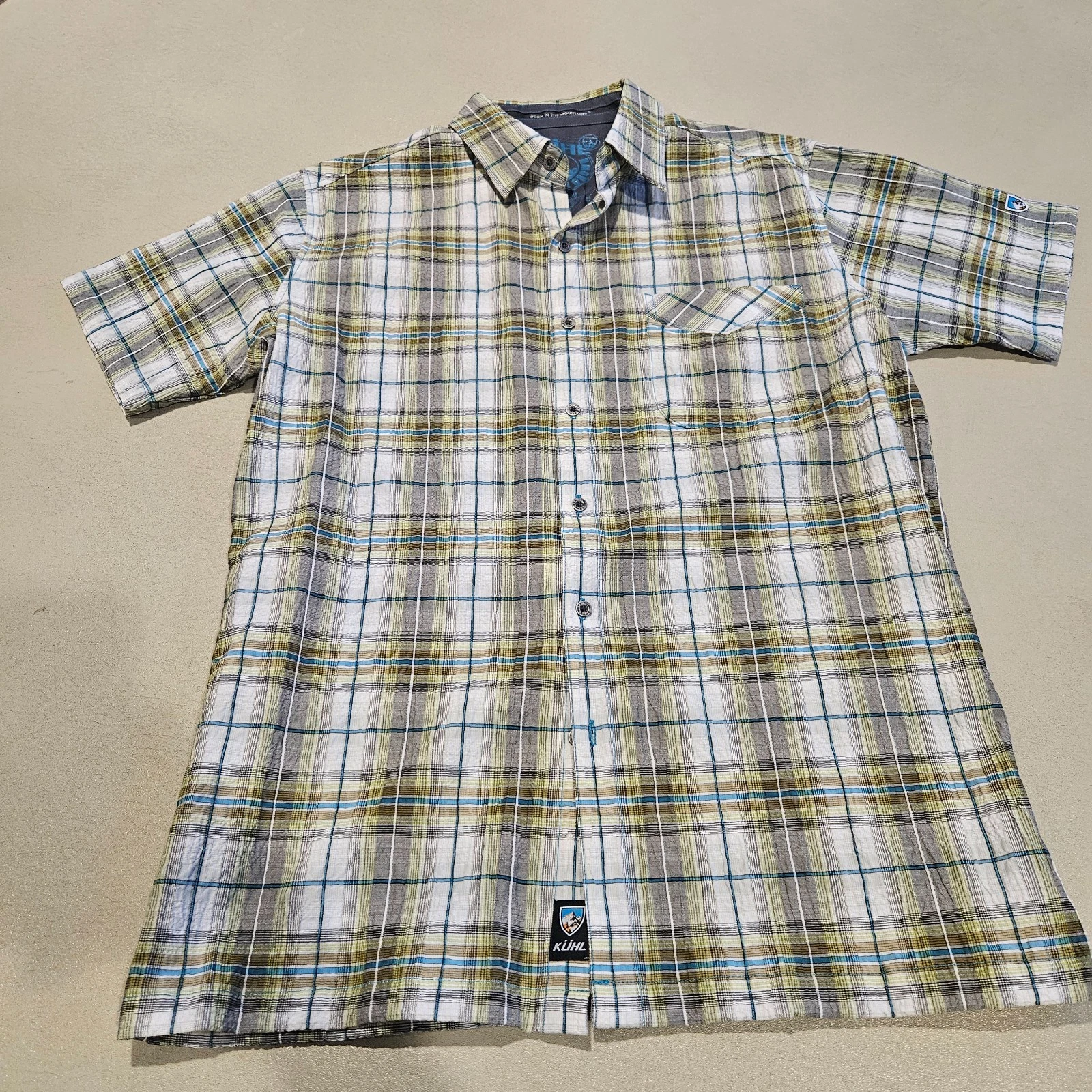 Kuhl Seersucker Shirt Mens Size Medium Plaid Short Sleeve Outdoors Hiking