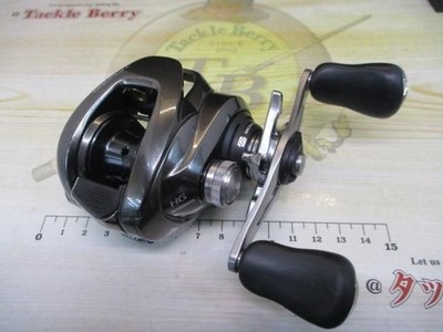 Shimano 20 Metanium HG RH Bait Reel Used