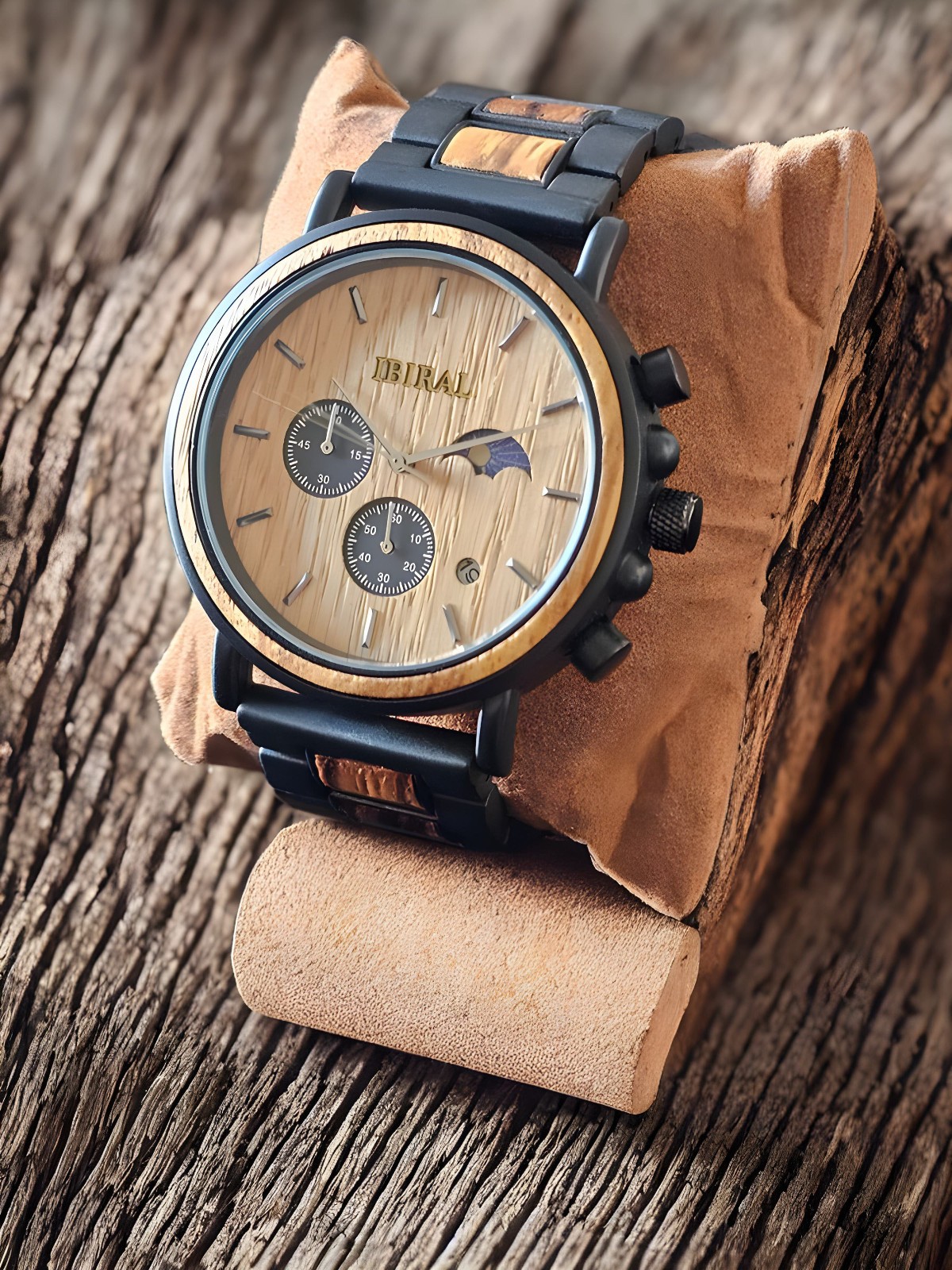 Montre homme en bois précieux un cadeau idéal pour anniversaire