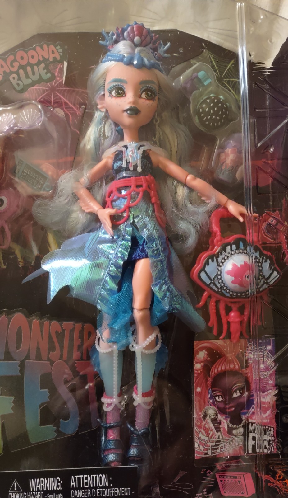 Monster High Lagoona Blue Monster Fest Doll & Accessories NI