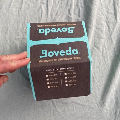 Boveda 62% 2 Way Humidity Control - 67gram  box of 12 -vacuum sealed