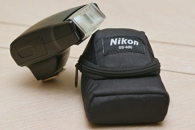 Nikon Speedlight SB-400 Shoe Mount Flash With SS-400 Soft Case