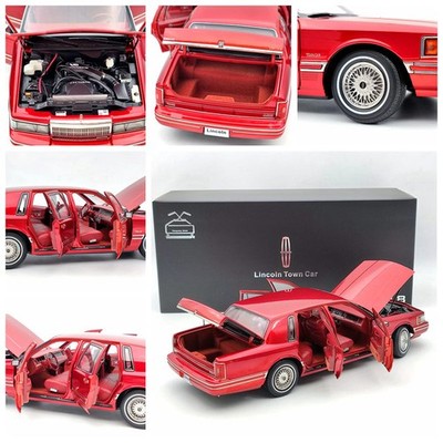 ミニカー BritishCar  MiniatureCarCollection 1/18 Lincoln Towncar V8 1993-1995 Super Diecast model (Leather