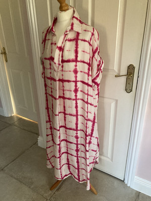 SCHÖNES KLEID TUNIKA BOHO ARTSY TIE DIE CREME & ROSA OSFA GERÄUMIG COOL SEHR GUTER ZUSTAND CHARLI