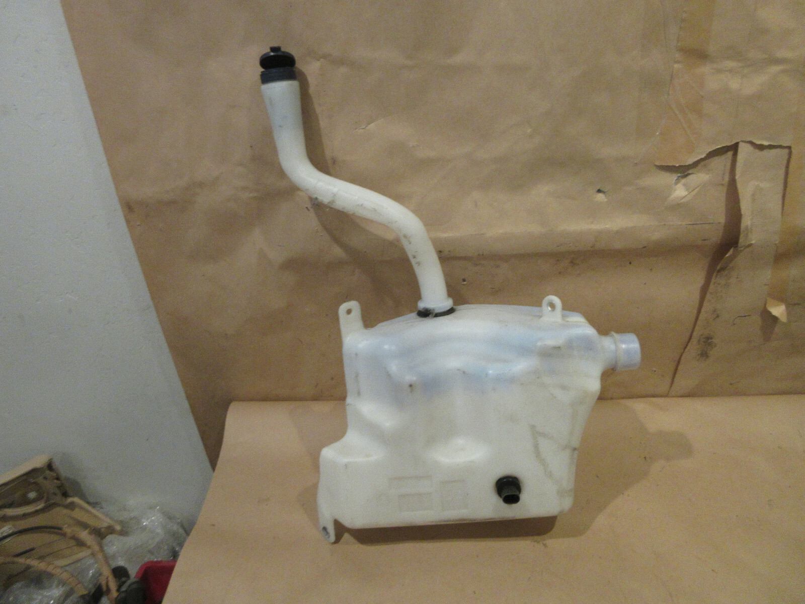 Ferrari F12,FF,GTC4 Lusso Windshield / Headlight Washer Reservoir P/N 82197100