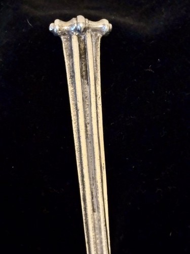 Leslie Gordon Durbin Silver Spoon London 1950 with Reeded Handle & Scroll Finial - Picture 8 of 8
