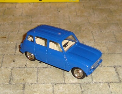 RENAULT 4L CAR - DINKY TOYS 518 - ATLAS EDITIONS REPRODUCTION