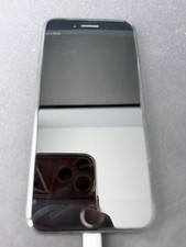Apple iPhone SE (64 Gig) 3rd Gen 2022 UNLOCKED 1
