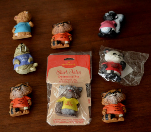 8 Vtg Hallmark Lapel Pins Shirt Tales Animals Halloween Valentines Day Be Happy!