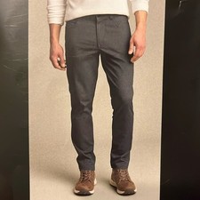 Kirkland SIgnature Men  s stretch comfort water resistant tech pants 40x29