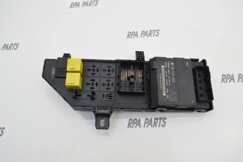 Opel Vectra C 2004 Benzin Sicherungskasten komplett 13120953 RPG666