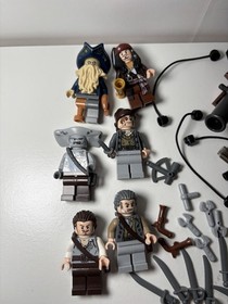 LEGO 4184 Pirates of the Caribbean: The Black Pearl | See description!!!