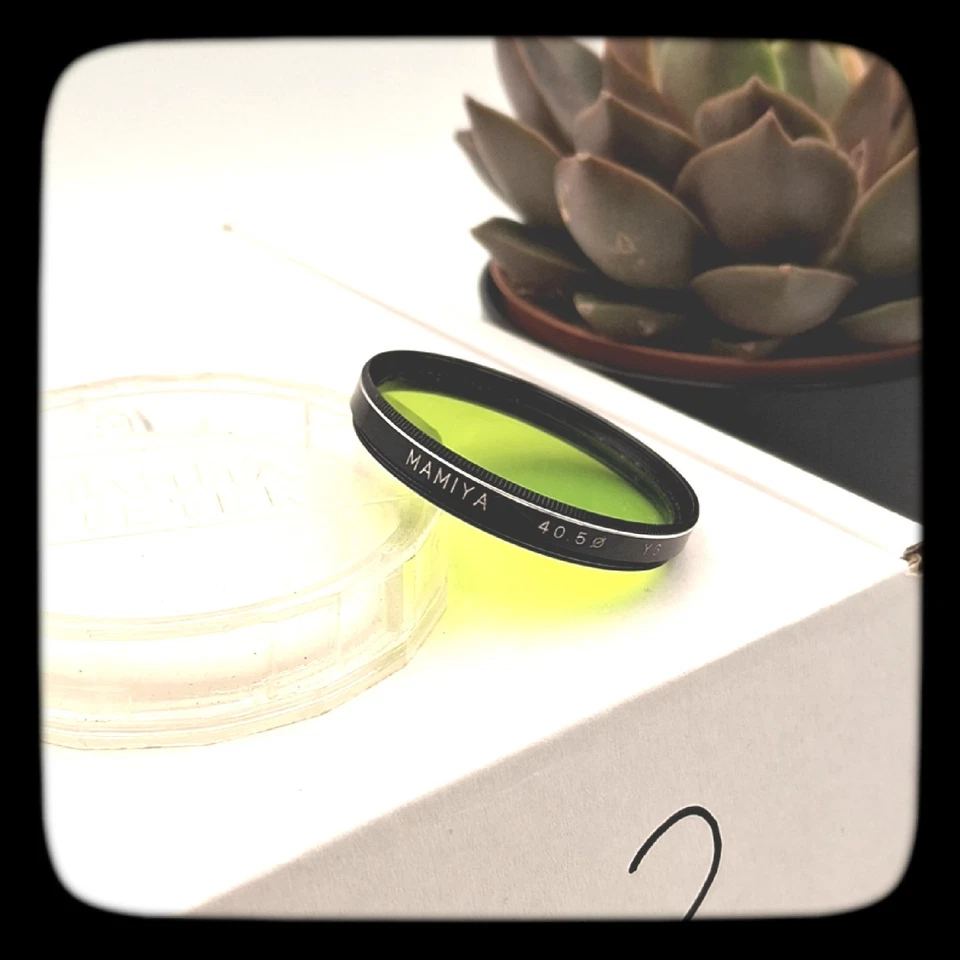 MAMIYA 40.5mm YG YELLOW/GREEN Vintage Filter . Rare. With Original Case. (refB) - Image 3 of 4