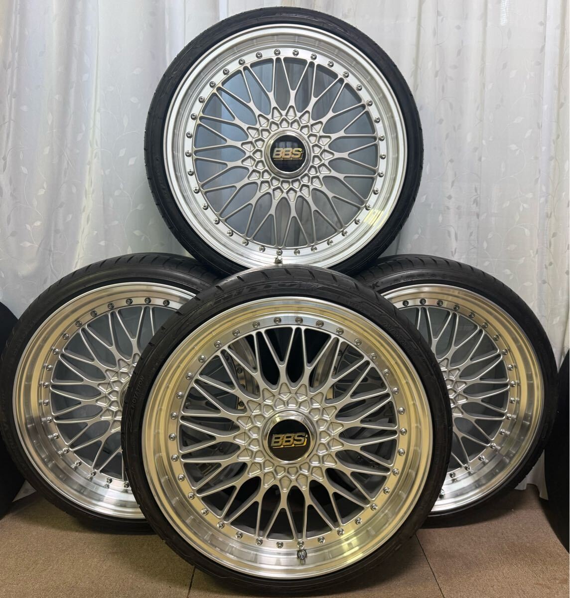 ＢＢＳ　20インチ JDM BBS Super RS ​​20-inch wheels and tires: RS557 20x8.5J+38