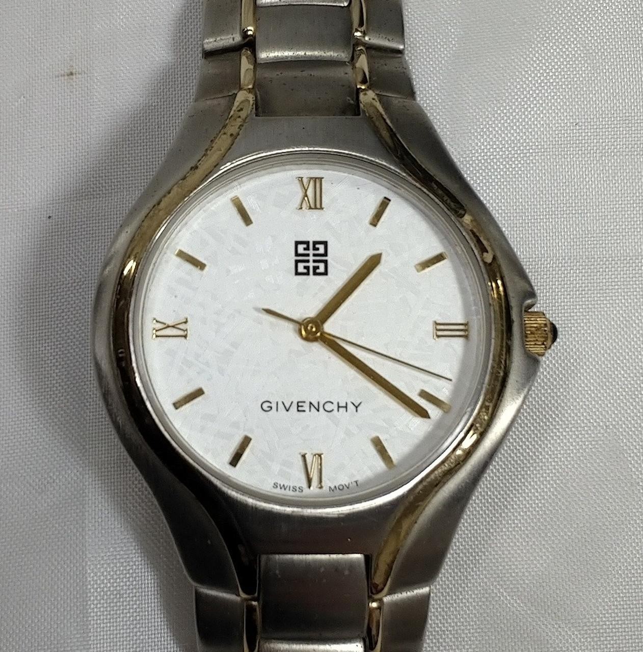 Givenchy TB.17.0 Quartz Watch 17cm used thumbnail 3