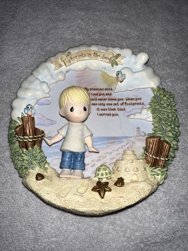 "Footprints In The Sand" 3D Precious Moments Plate, 1st Walking In Faith, PMJ-43