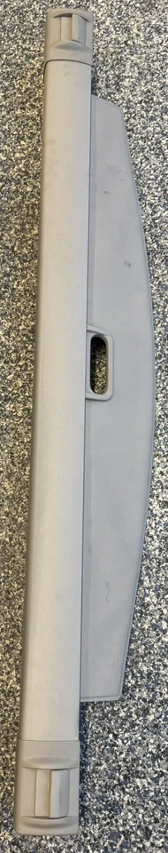 Cubierta de carga Cadillac SRX 2010-2016 GM 12796049 seguridad privacidad sombra gris OEM Foto 2 de 4