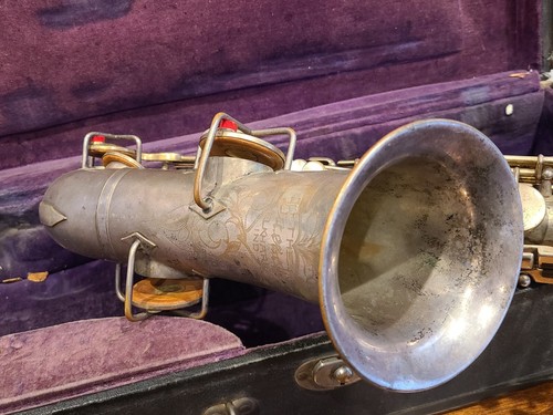 Buescher Silver Plated True Tone Alto Saxophone - Picture 12 of 14