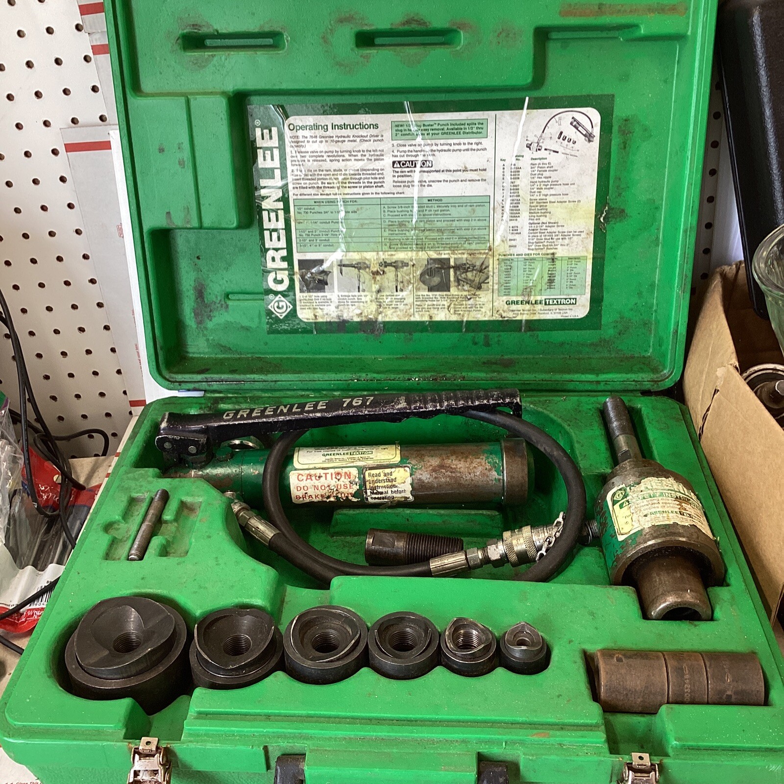 HYDRAULIC KNOCKOUT PUNCH SETS