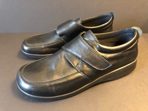 Women’s Arcopedico Velcro Comfort Shoes Black Size