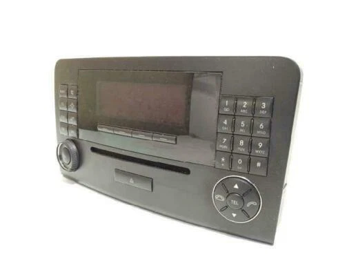 Autoradios mit AM/FM Radios ML 300