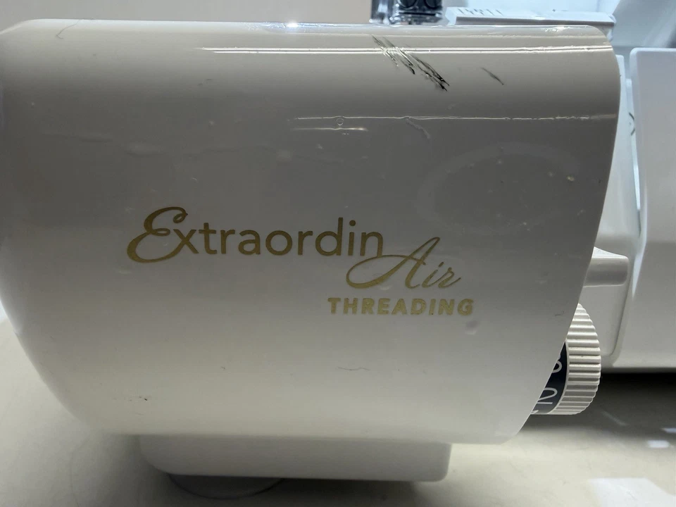 VINTAGE Baby Lock Enlighten Serger | BLE3ATW-2 Made in Japan - Image 3 of 4