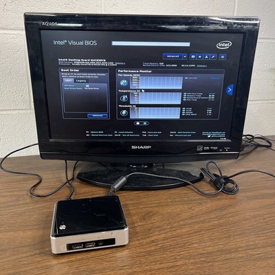 Intel NUC NUC5i3RYK Intel i3-5010U 4GB RAM - NO HDD, NO SSD, NO PSU