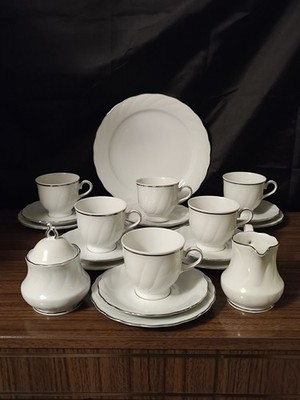 Winterling Bavaria Roslau Porzellan Teeservice 21-teilig Silberband weiße Wirbel 