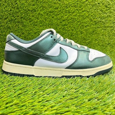 Nike Dunk Low Vintage Green White Womens Size 11 Athletic  display picture 1